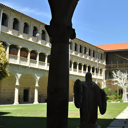 Tierra De Lemos- Turisticos Apartament *